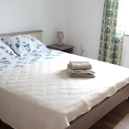 Apartman Lena Pula Exterior foto