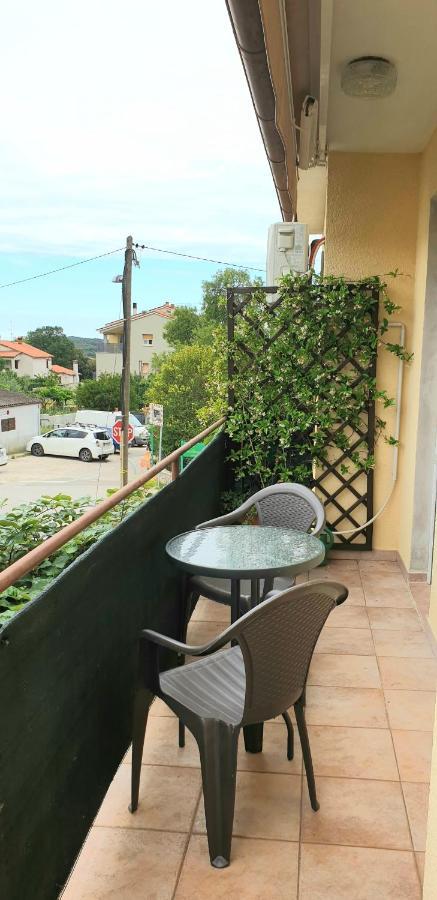 Apartman Lena Pula Exterior foto